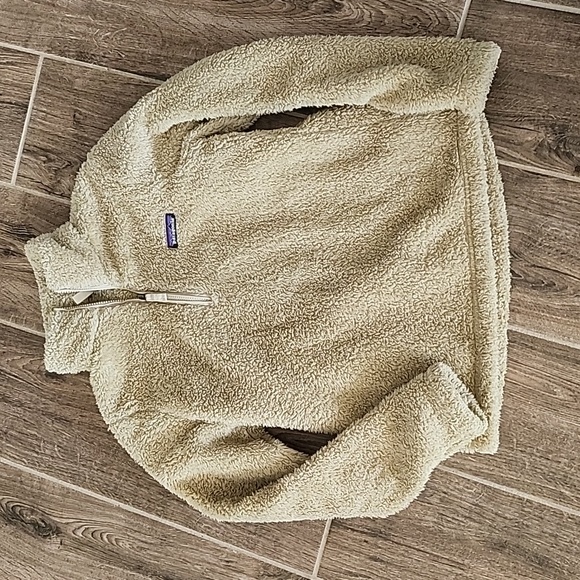 Patagonia Sweaters - Patagonia Fuzzy Pullover